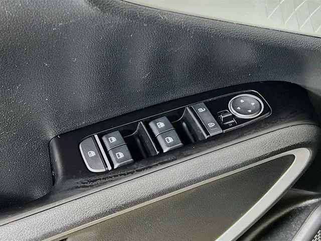 Used 2023 Gray Kia LX image 9