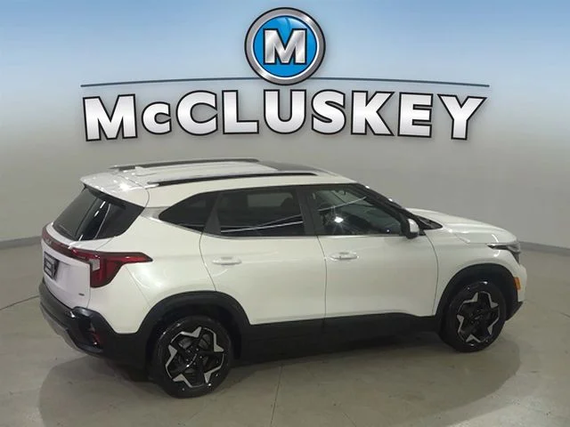Used 2024 White Kia EX image 4