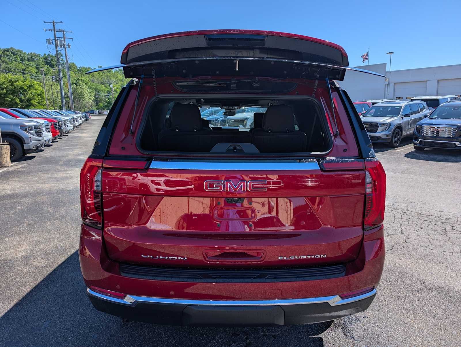 2026 GMC Yukon XL Elevation - Photo 8