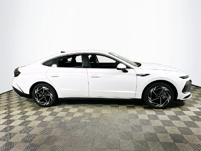 New 2026 Hyundai SONATA SEL Sport