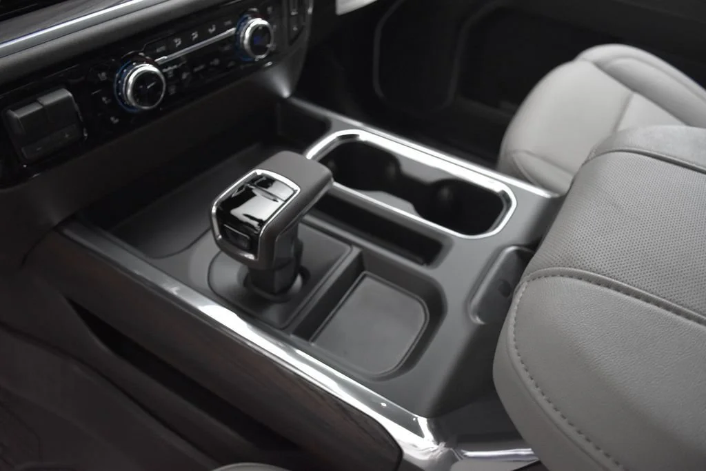 2026 GMC Sierra 1500 SLT - Photo 13