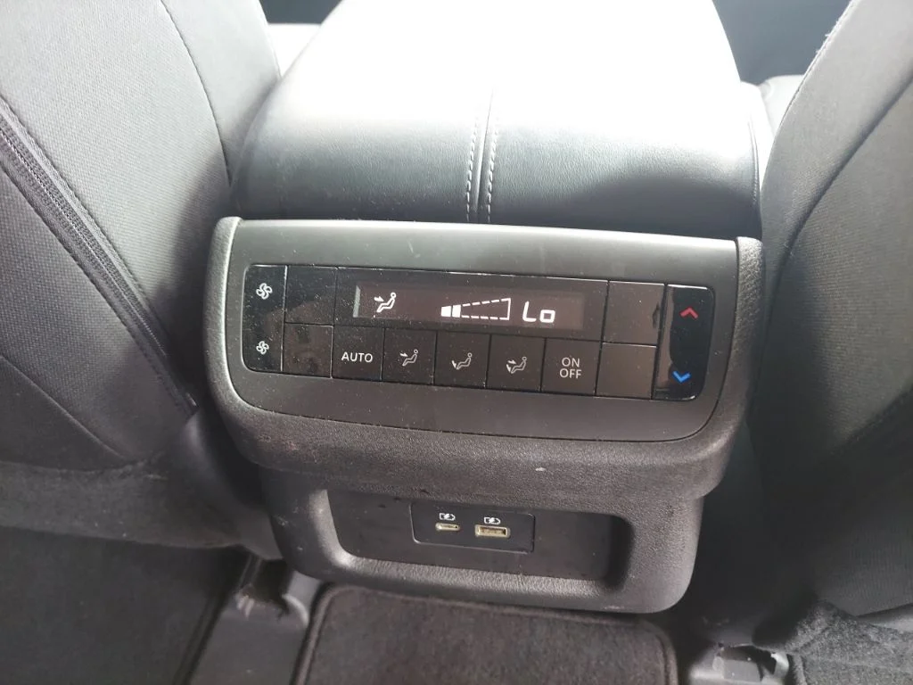 Certified Used 2024 White Nissan SV image 37