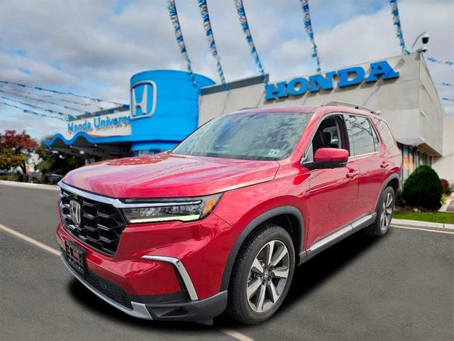 2025 Honda Pilot Elite AWD's photo