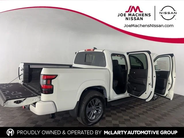 2026 Nissan Frontier SV - Photo 17