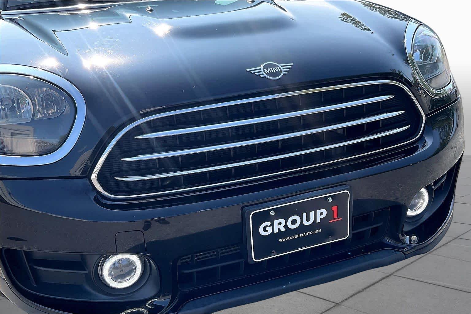 Used 2020 Midnight Black Metallic MINI Cooper image 31