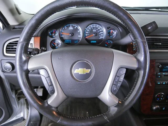 Used 2013 Silver Chevrolet LT image 25