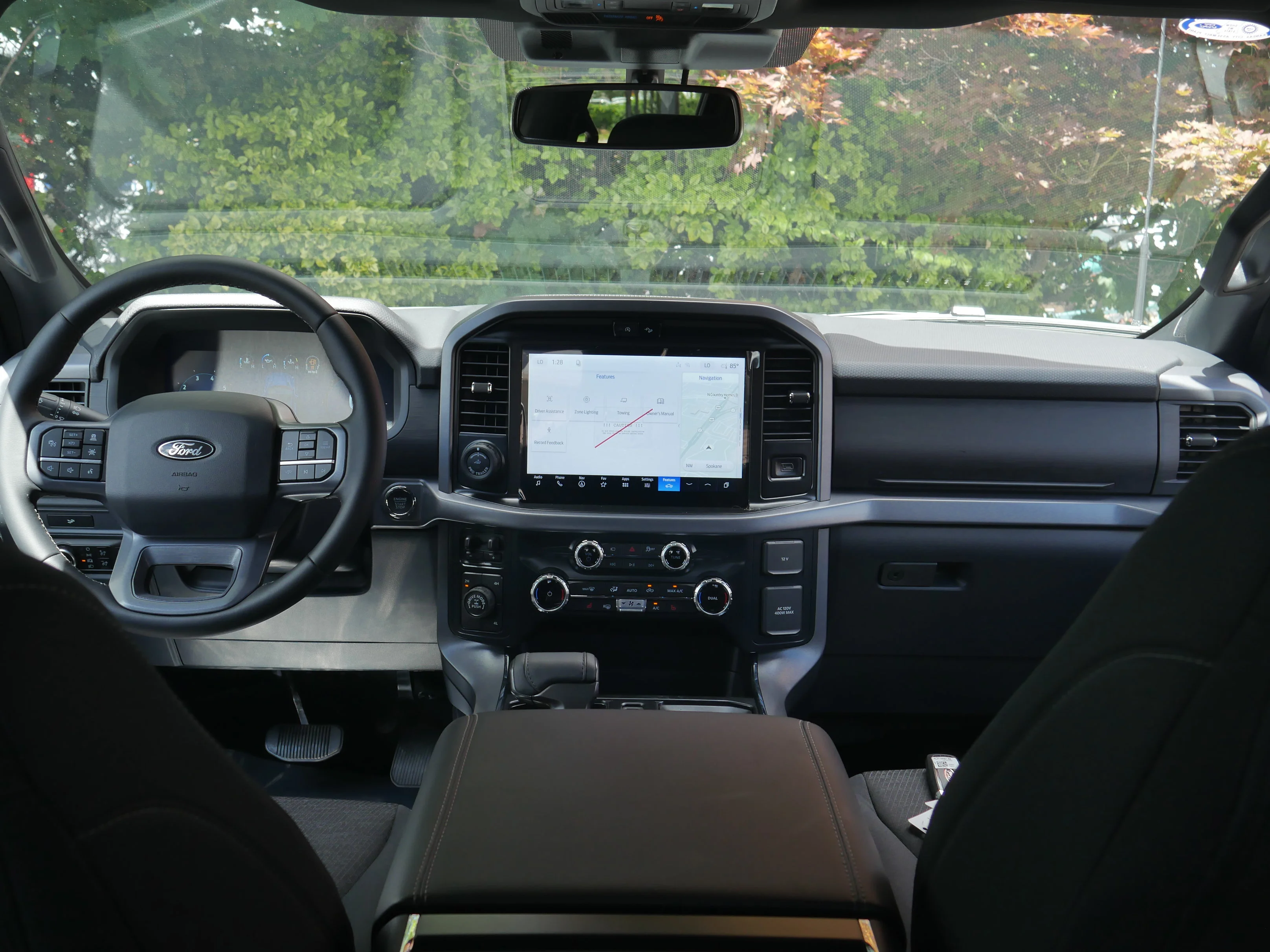New 2026 Agate Black Metallic Ford XLT image 9