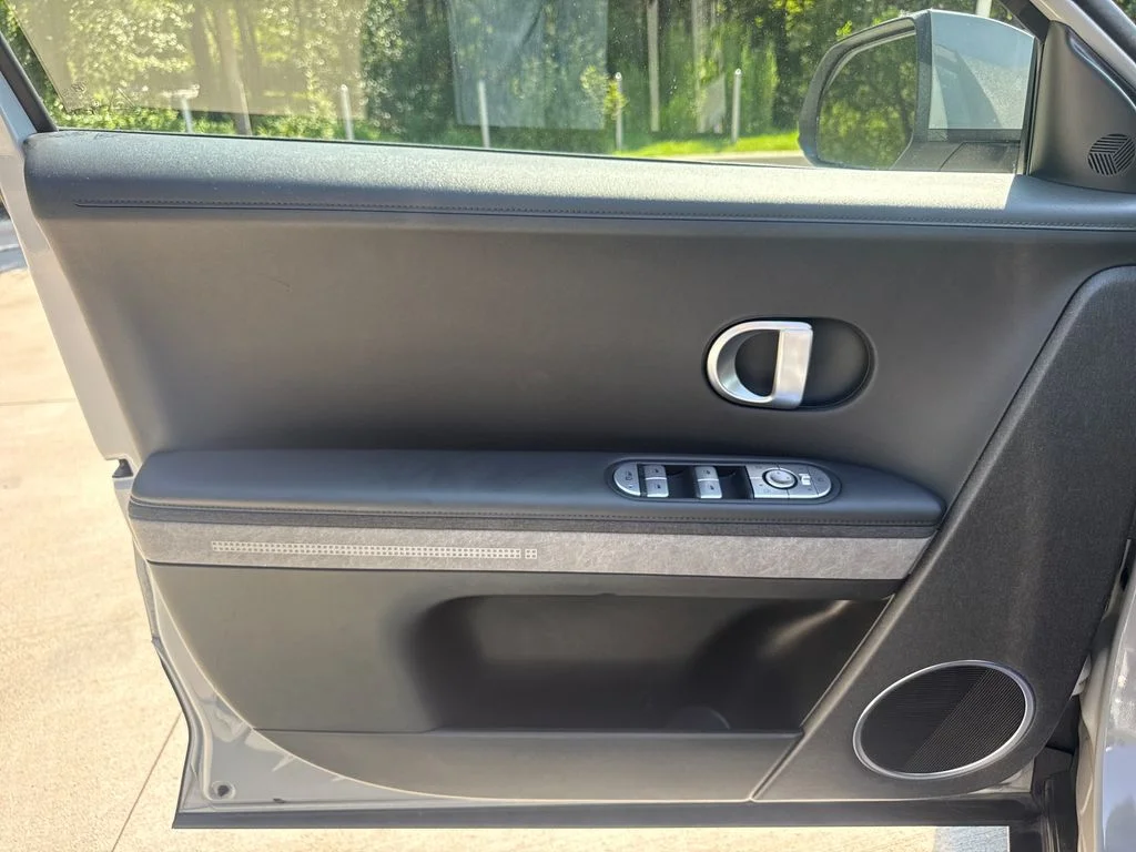 Used 2023 Cyber Gray Hyundai SEL image 13