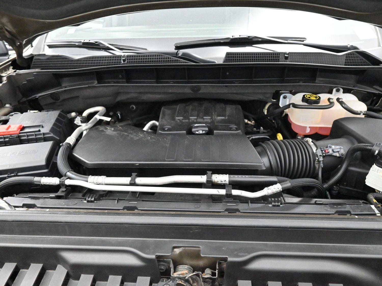 Used 2023 Deep Bronze Metallic GMC Elevation image 31