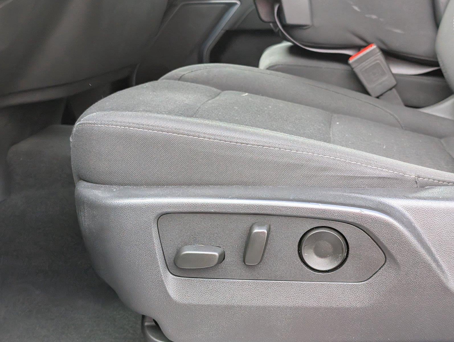 Used 2025 Summit White Chevrolet LT Trail Boss image 16