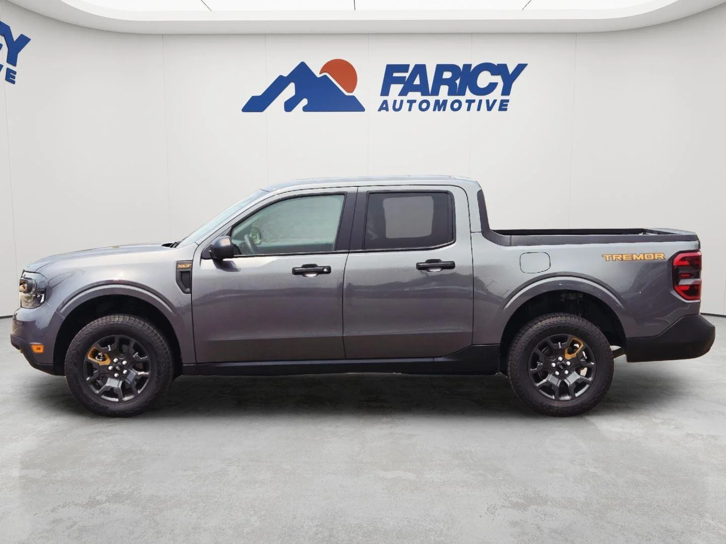 Used 2024 Carbonized Gray Metallic Ford XLT Advanced image 8