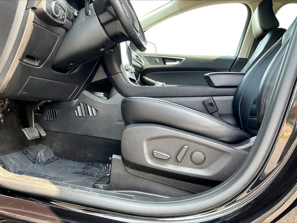 Certified Used 2023 Agate Black Metallic Ford SEL image 40