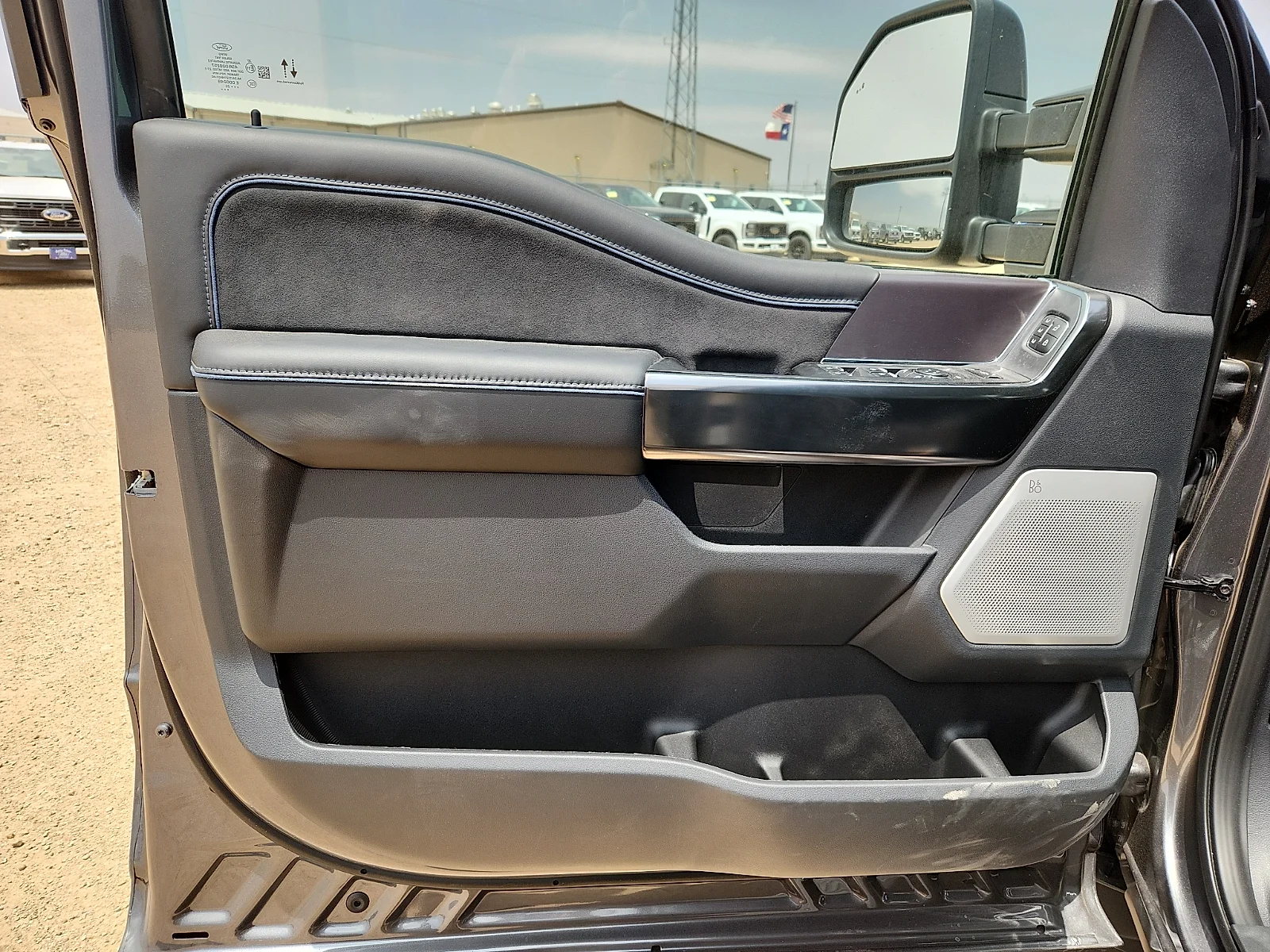 New 2026 Carbonized Gray Metallic Ford F-350® Platinum® image 14