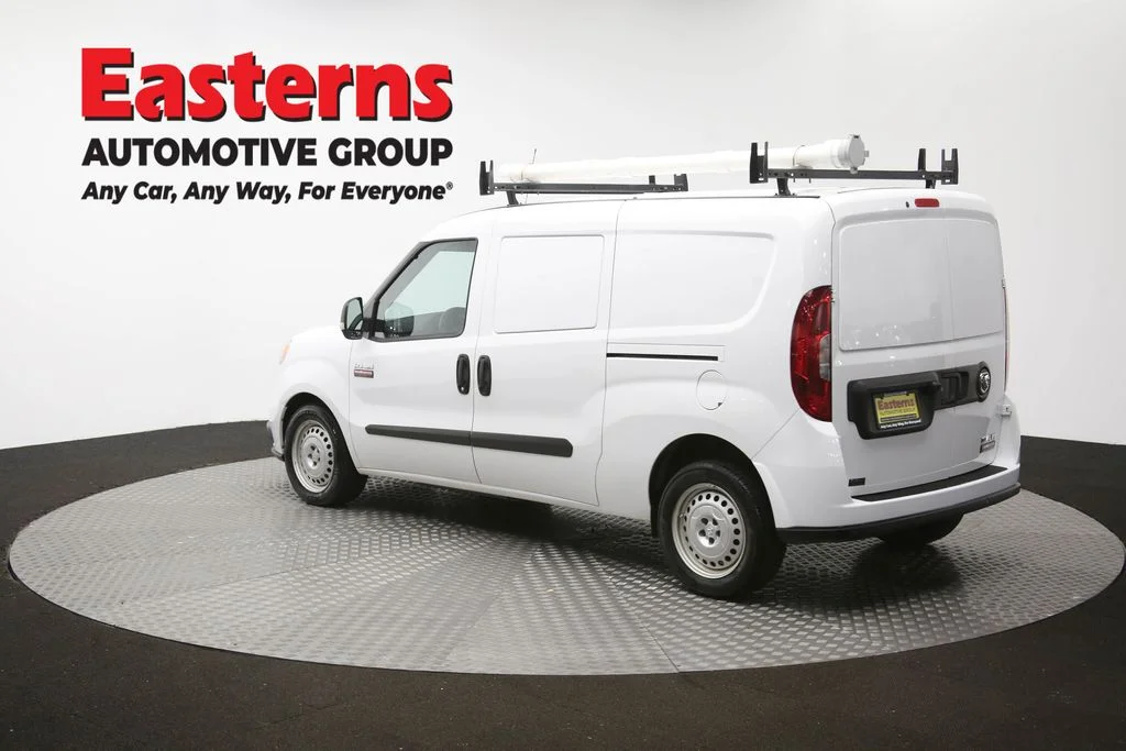 Used 2022 White Ram Base image 63