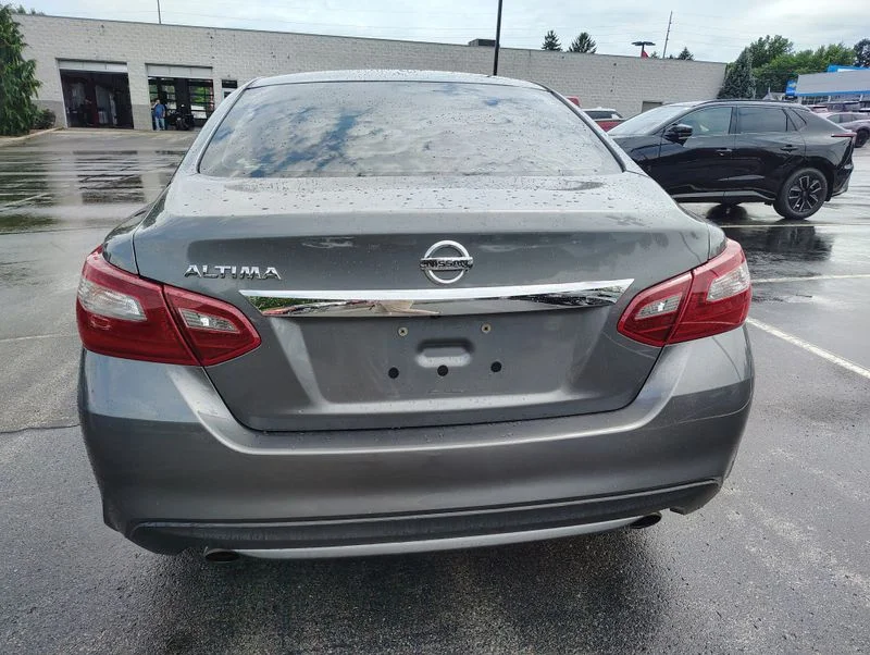 Used 2018 Gray Nissan 2.5 S image 6