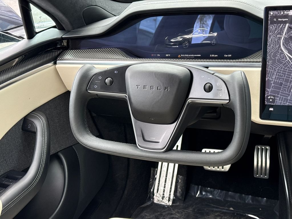 Used 2021 Black Tesla Plaid image 20