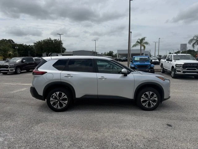 Used 2023 Silver Nissan SV image 6