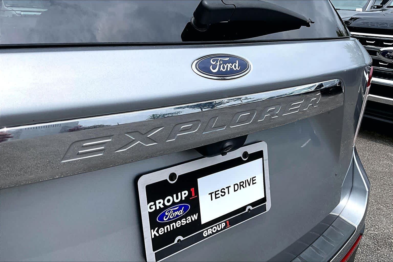 Used 2022 Iconic Silver Ford XLT image 31