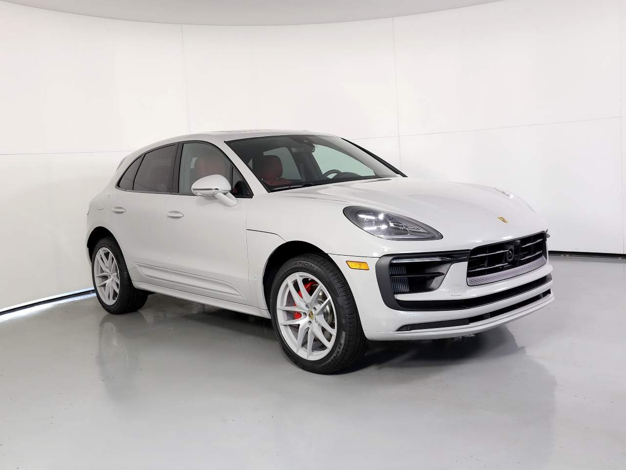 Certified Used 2026 Chalk Porsche Macan S image 9