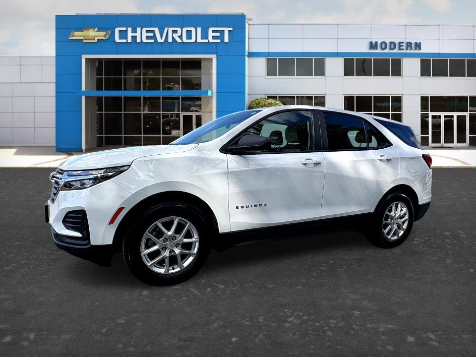 Used 2024 Summit White Chevrolet LS image 1