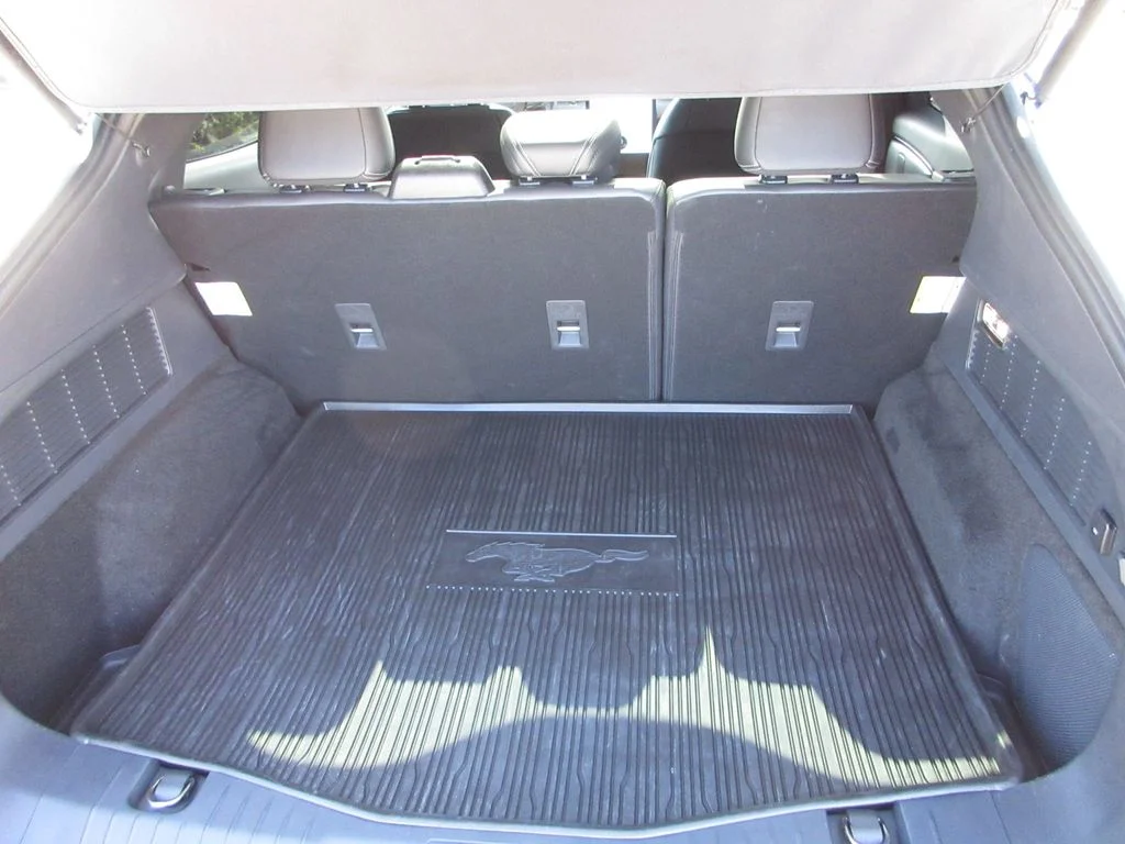 Certified Used 2023 White Metallic Ford Premium image 27