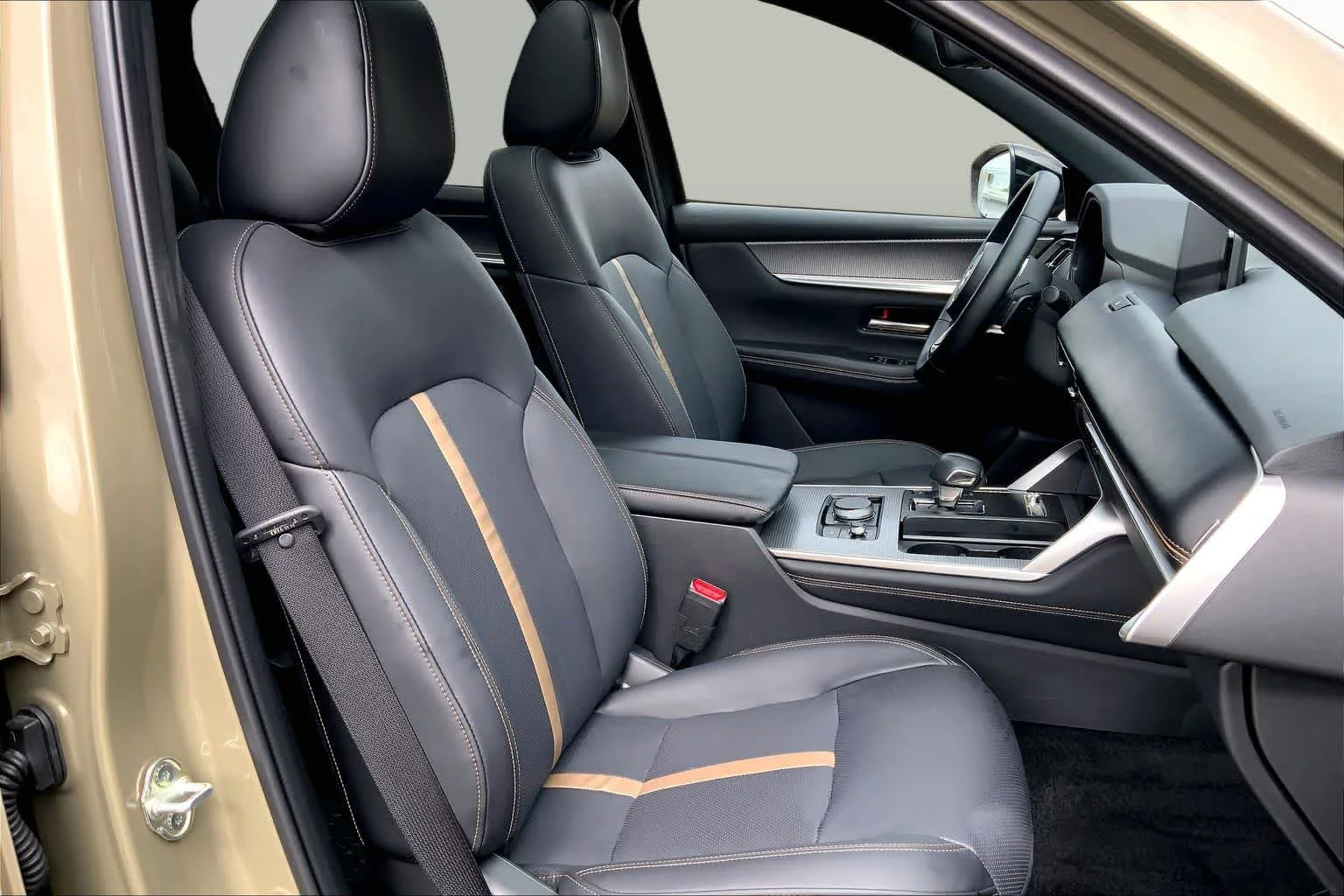 Certified Used 2025 Zircon Sand Metallic Mazda 3.3 Turbo S Premium Package image 8