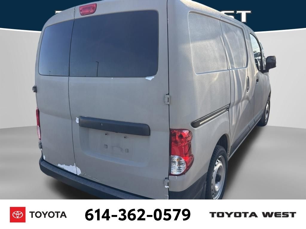 Used 2020 White Nissan S image 9