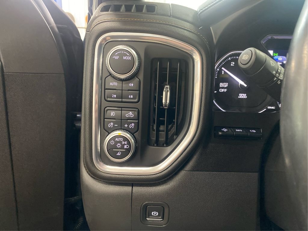 Used 2020 Blue GMC AT4 image 12