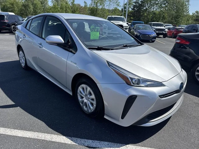 2020 Toyota Prius LE