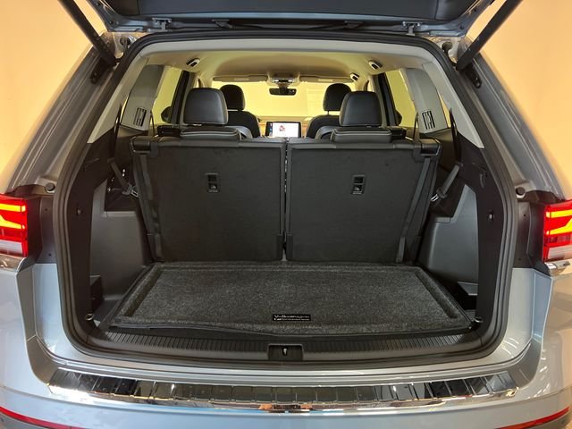 New 2026 Silver Volkswagen 2.0T SE w/Technology image 5