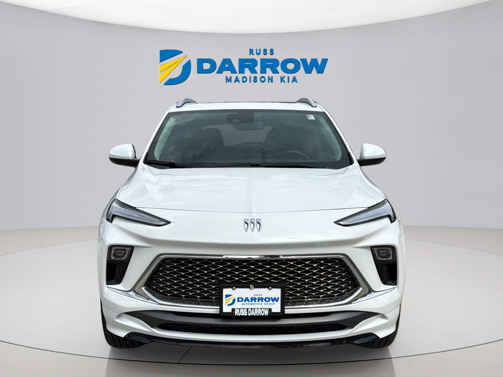 Used 2026 White Frost Tricoat Buick Avenir image 8