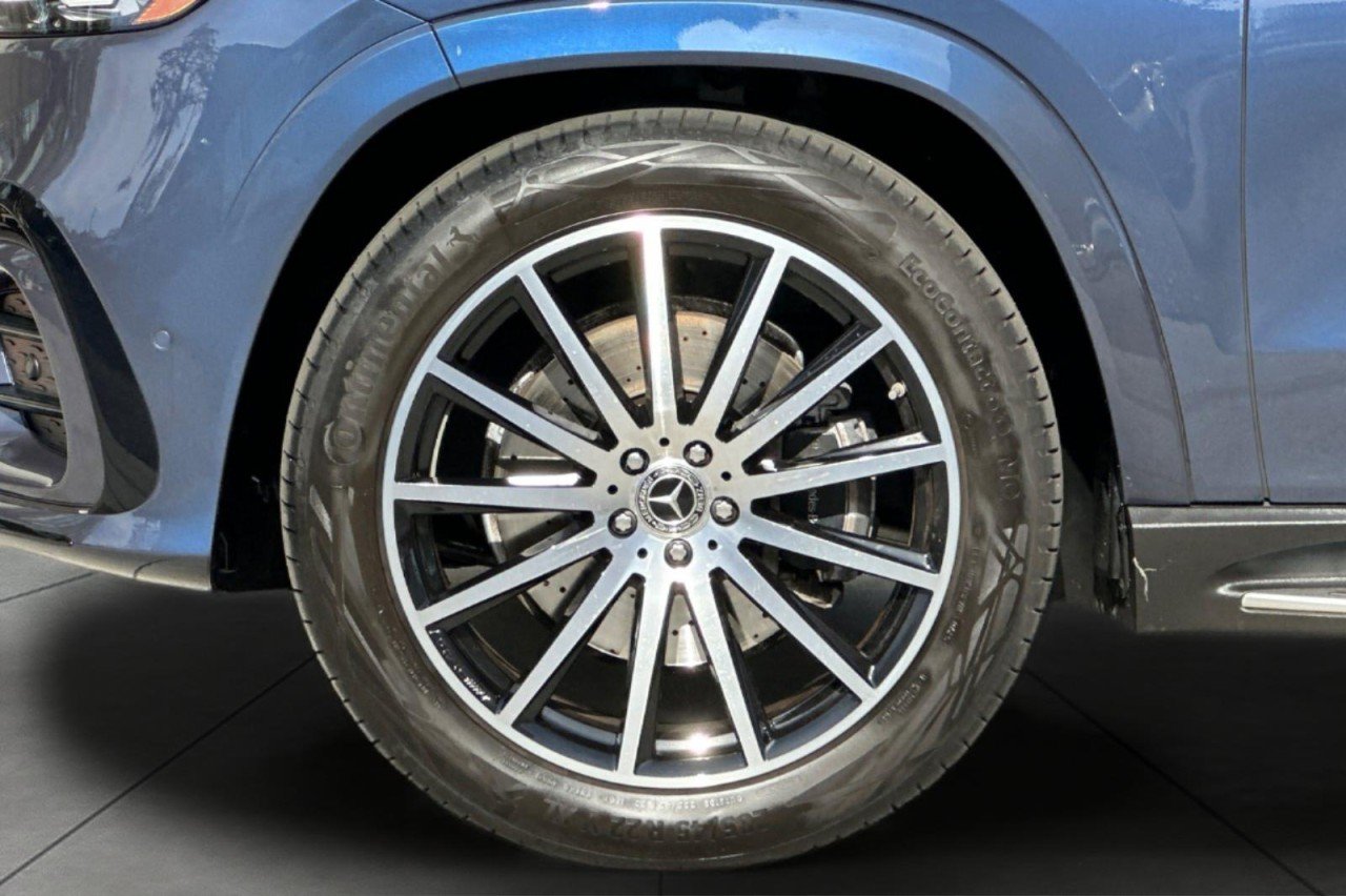 Used 2026 TWILIGHT BLUE METALL Mercedes-Benz GLS 450 image 26