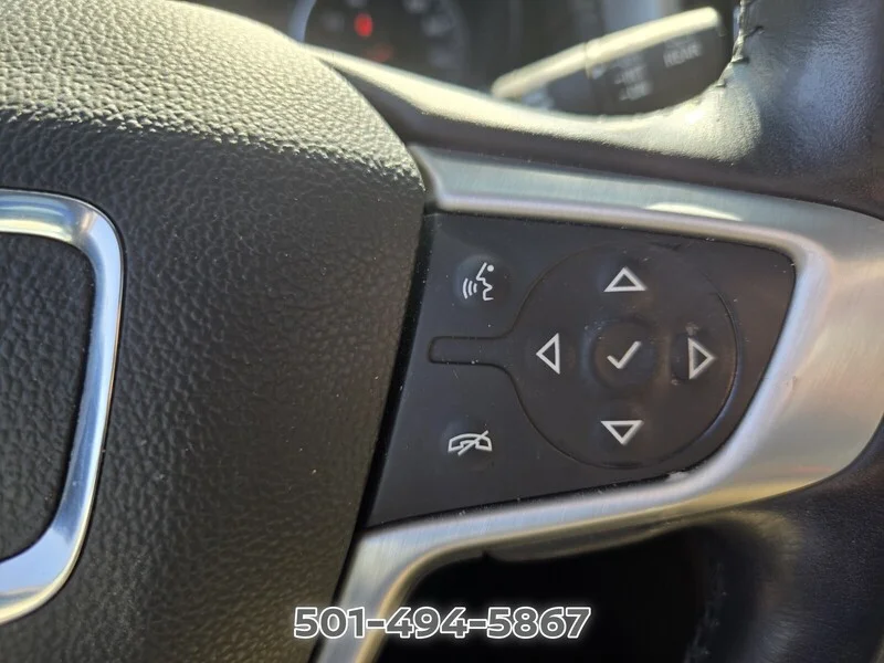 Used 2021 Steel Metallic GMC SLT image 28