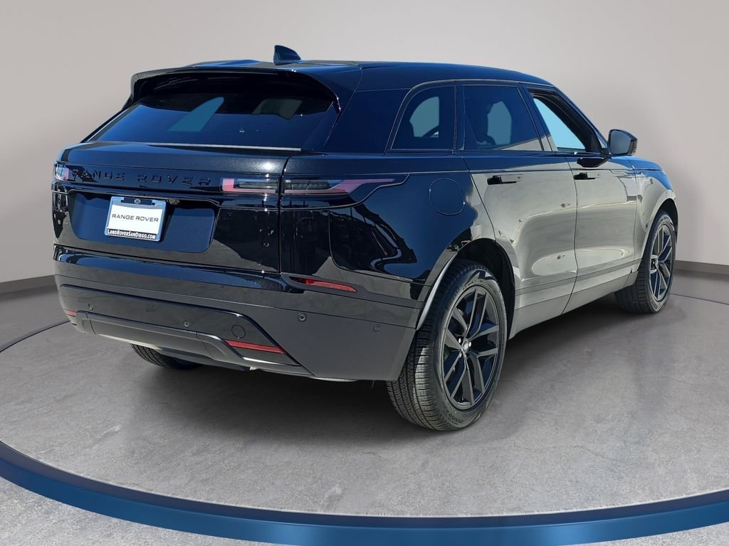 New 2026 Santorini Black Land Rover S image 5
