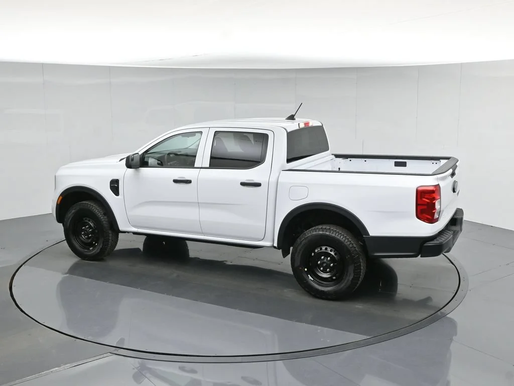 New 2026 Oxford White Ford XL image 43