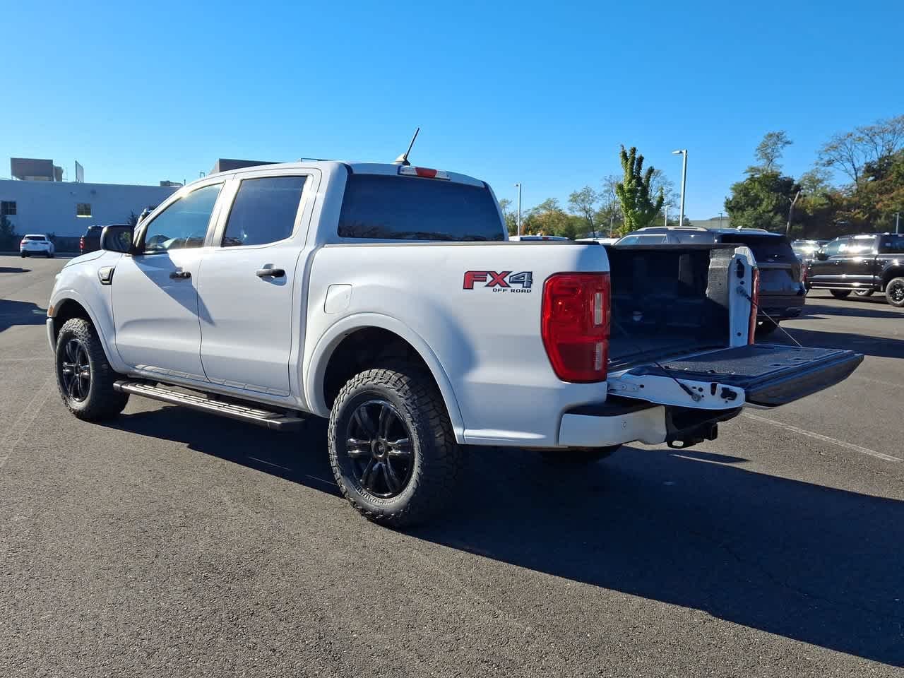 Used 2019 Oxford White Ford XLT image 5