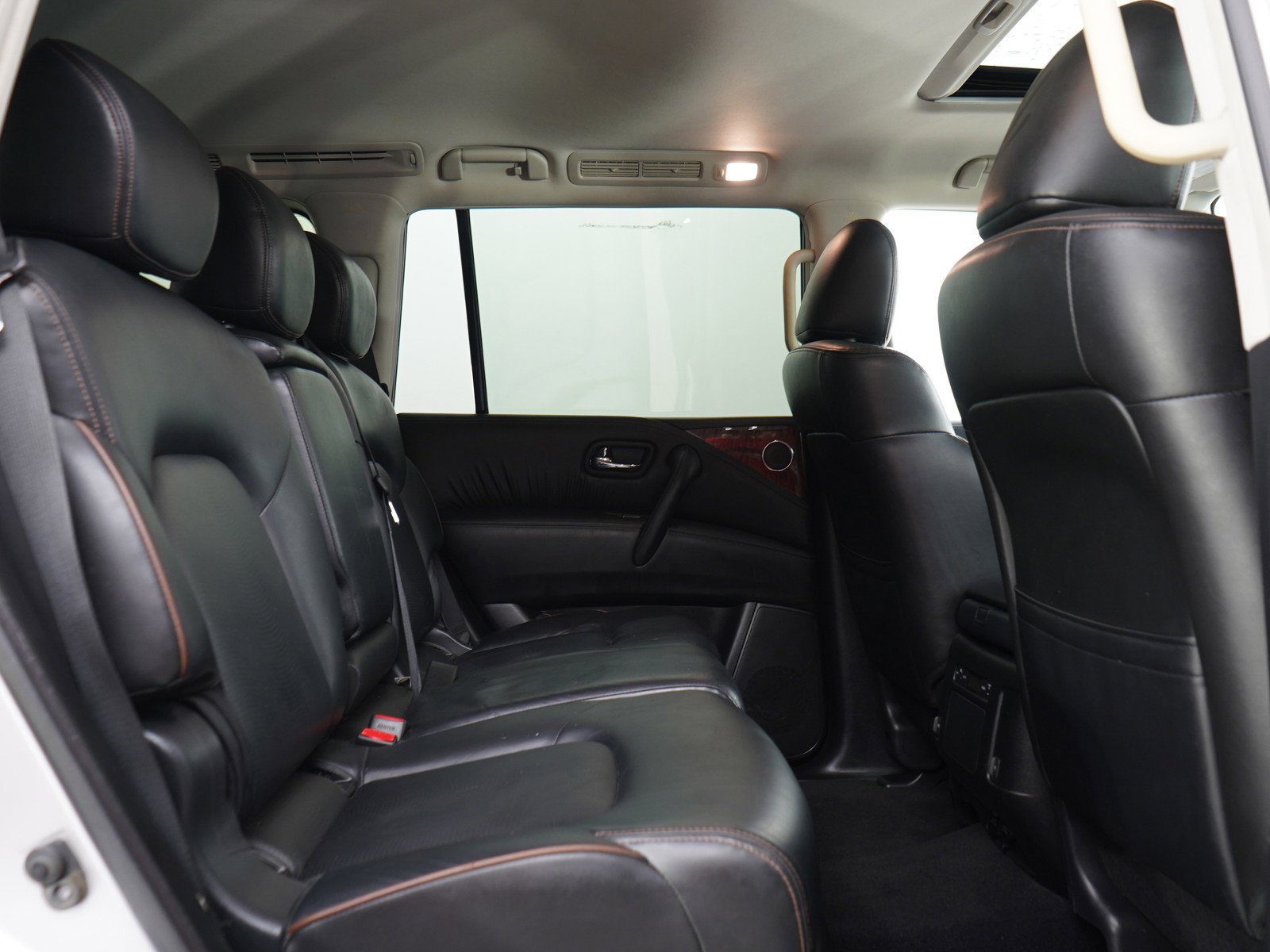 Used 2019 Brilliant Silver Metallic Nissan Sl image 15