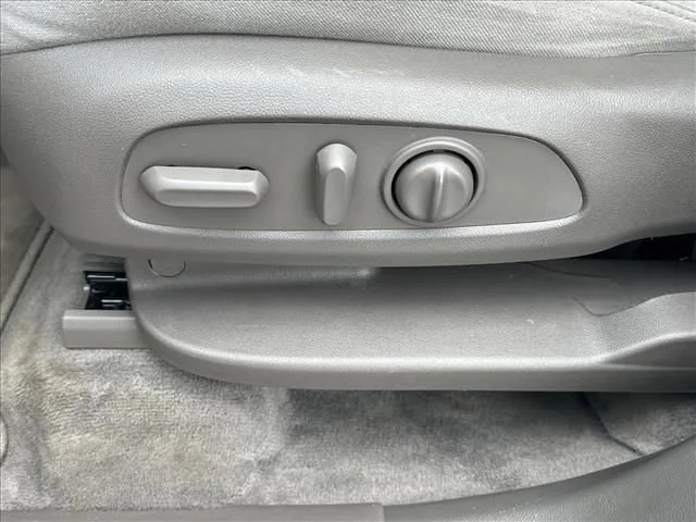 Certified Used 2020 GRAPHITE METALLIC Chevrolet LT Cloth image 21