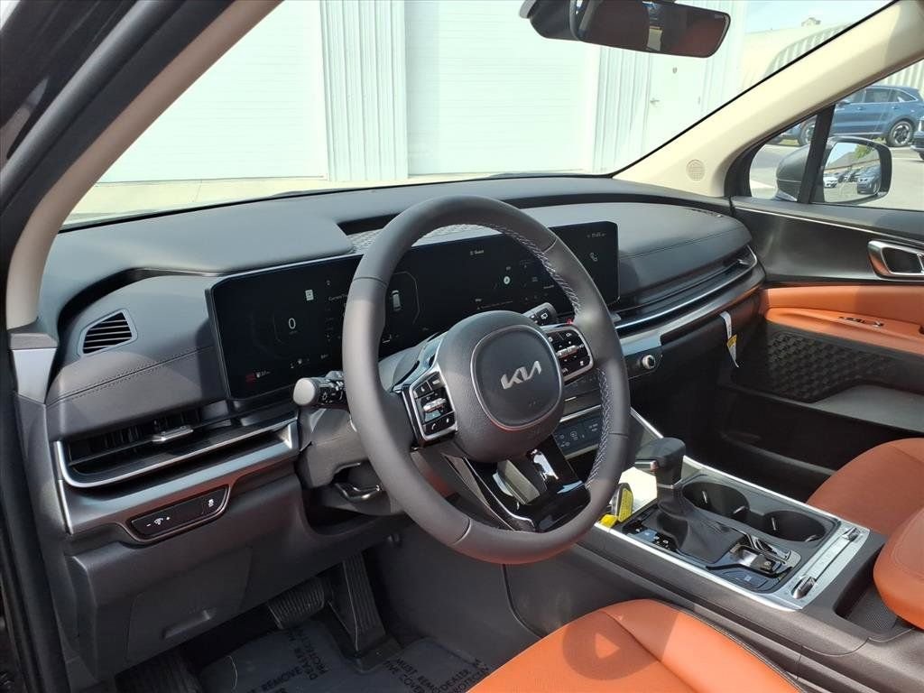 2026 Kia Carnival SX - Photo 16