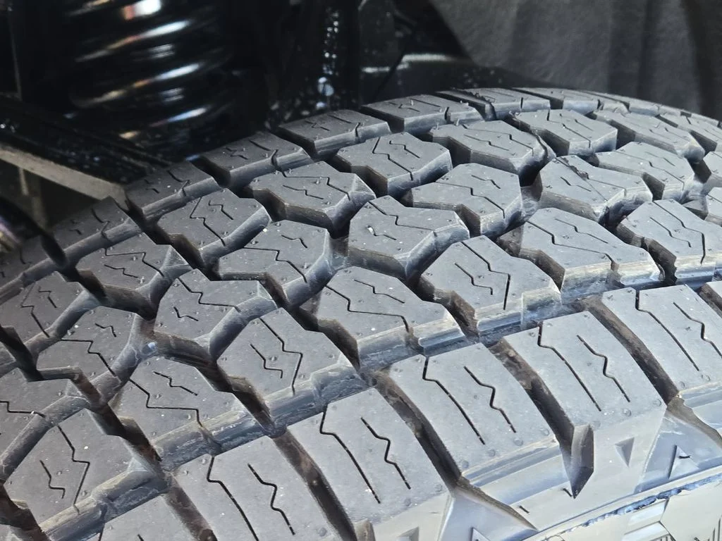 Used 2019 Black Chevrolet ZR2 image 43