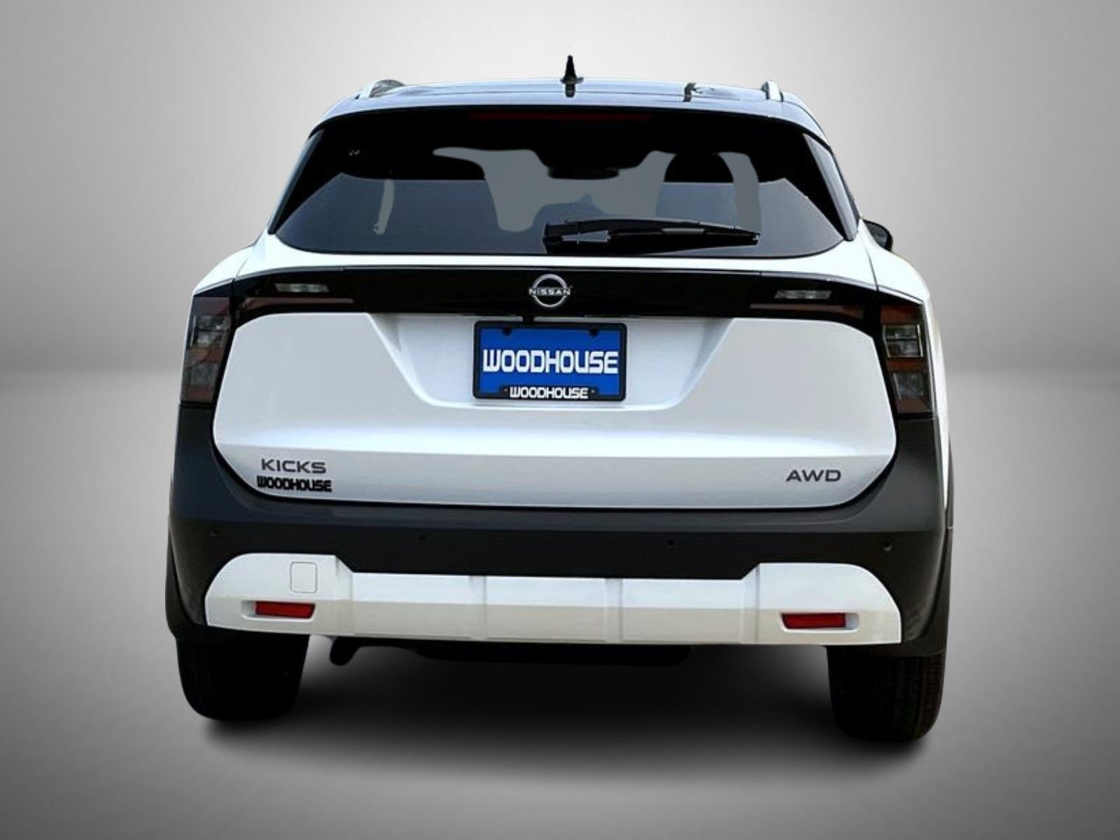New 2026 Aspen White TriCoat / Super Black Two-tone Nissan SV image 6