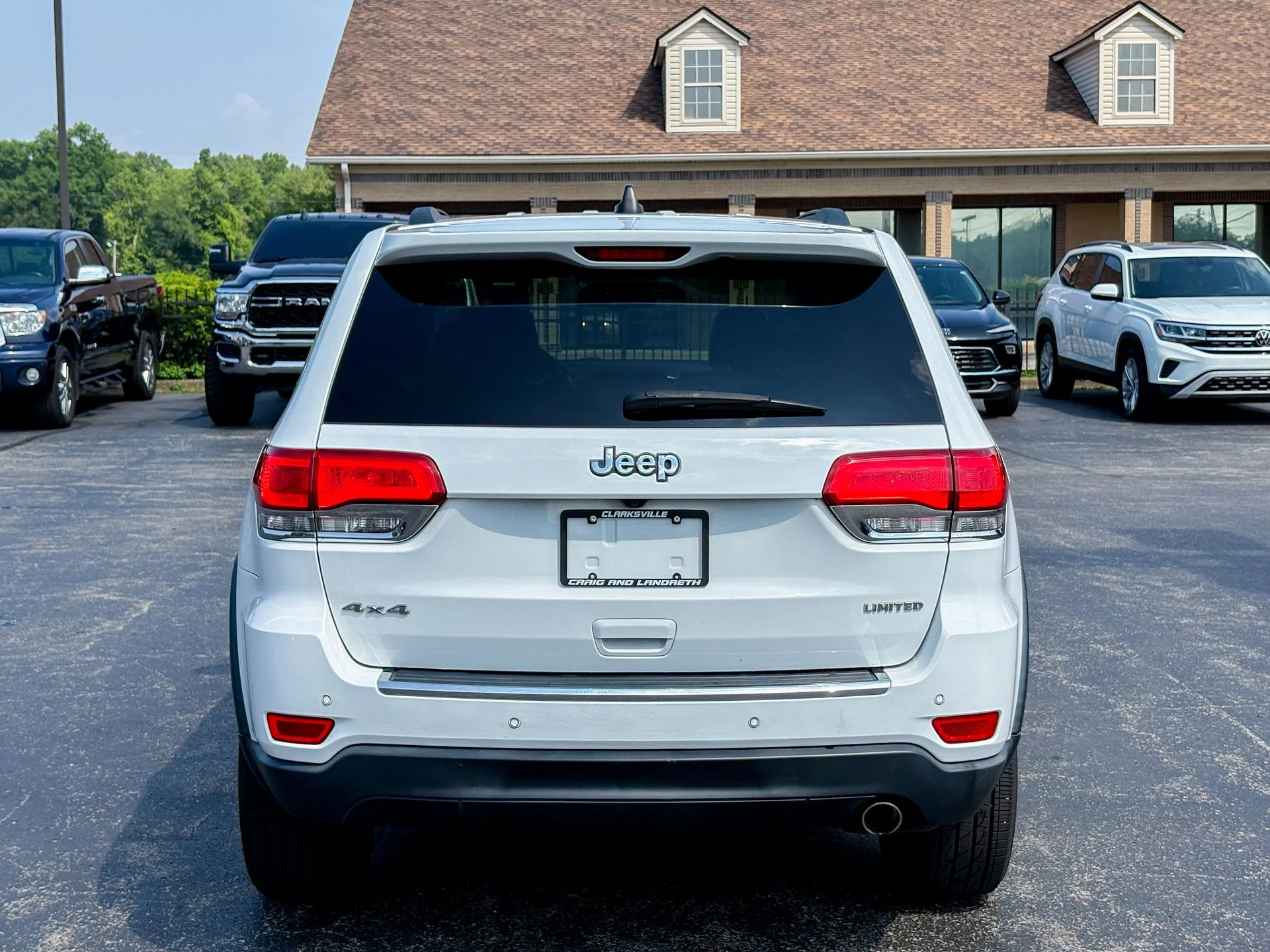 Used 2016 White Jeep Limited image 7