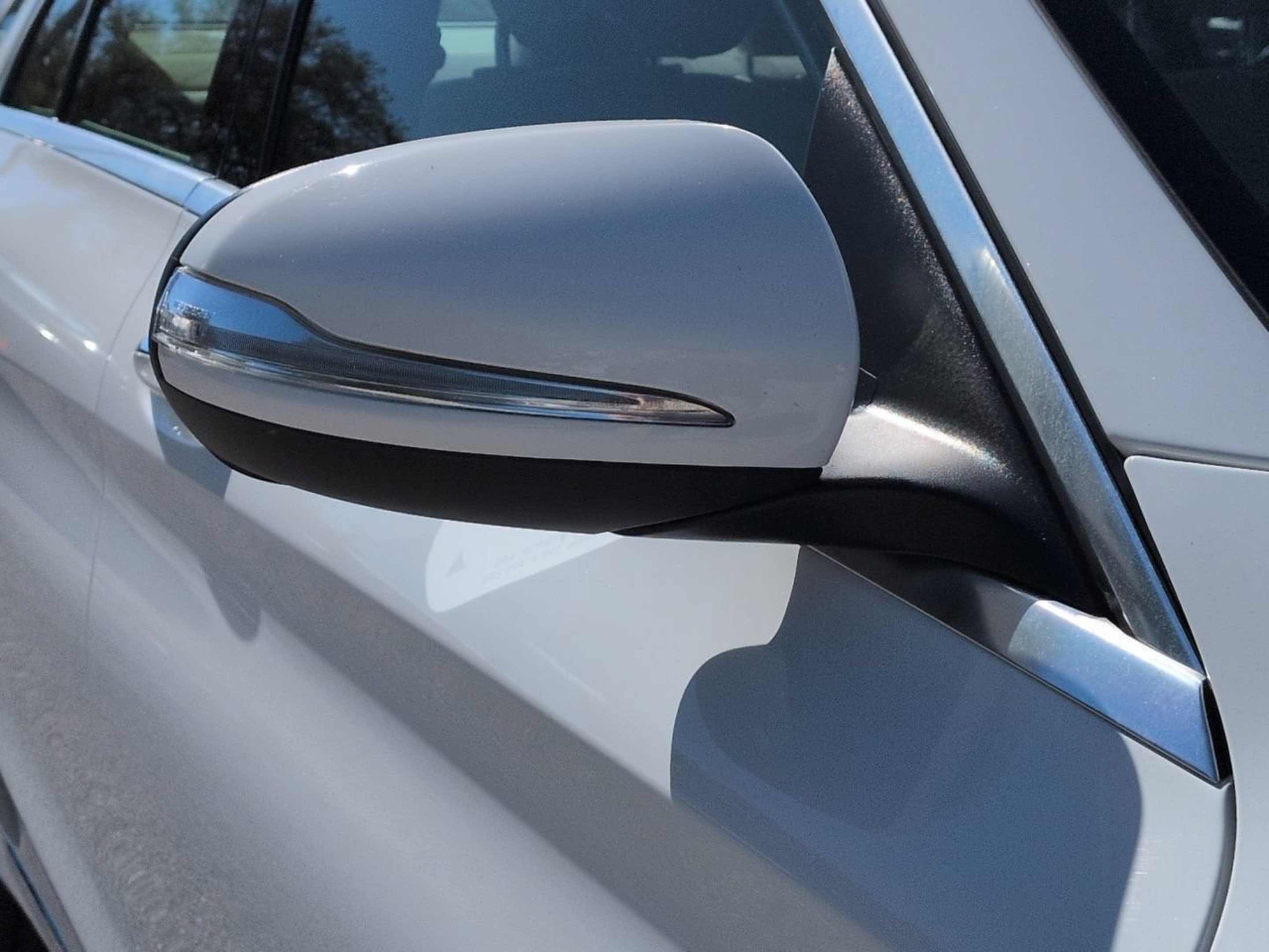 Used 2015 Polar White Mercedes-Benz C 300 image 14