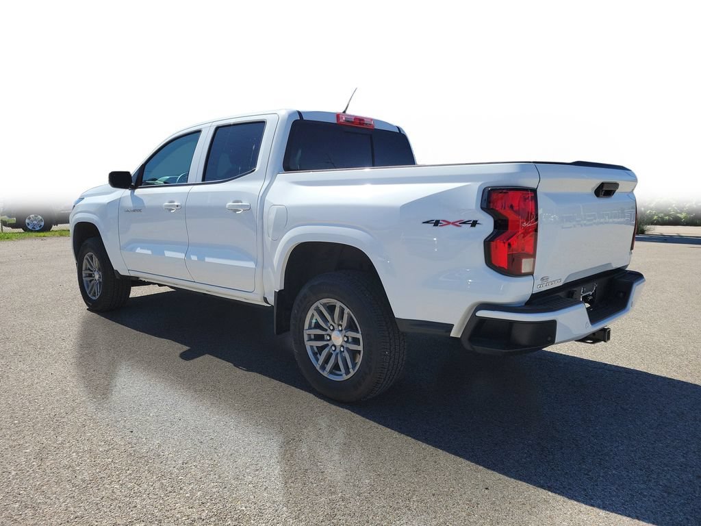 Used 2025 Summit White Chevrolet WT/LT image 3