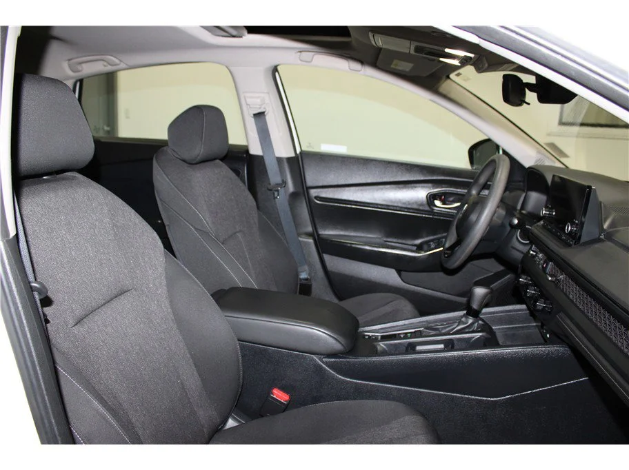 Used 2024 White Honda EX image 22