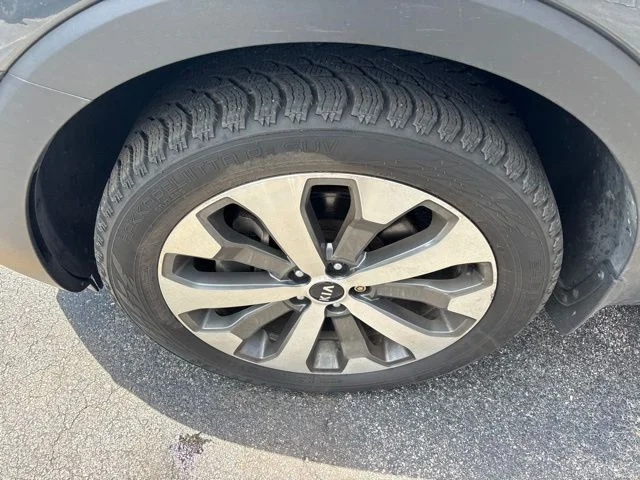 Used 2021 Gray Kia SX image 13