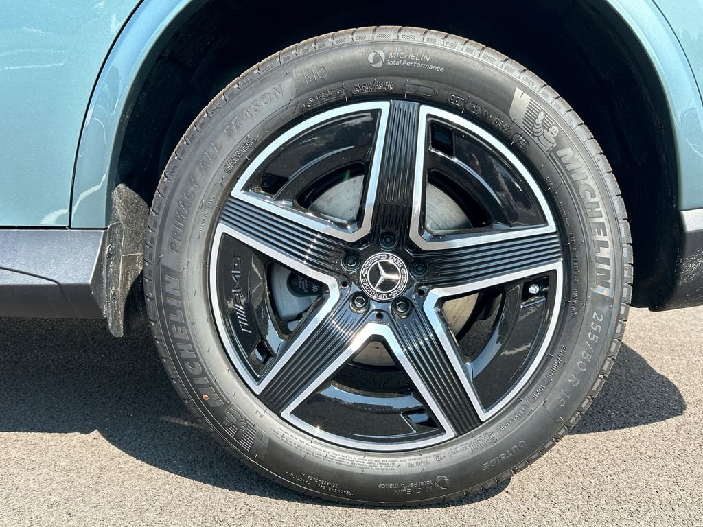 New 2027 Verde Silver Metallic Mercedes-Benz GLC 300 image 35