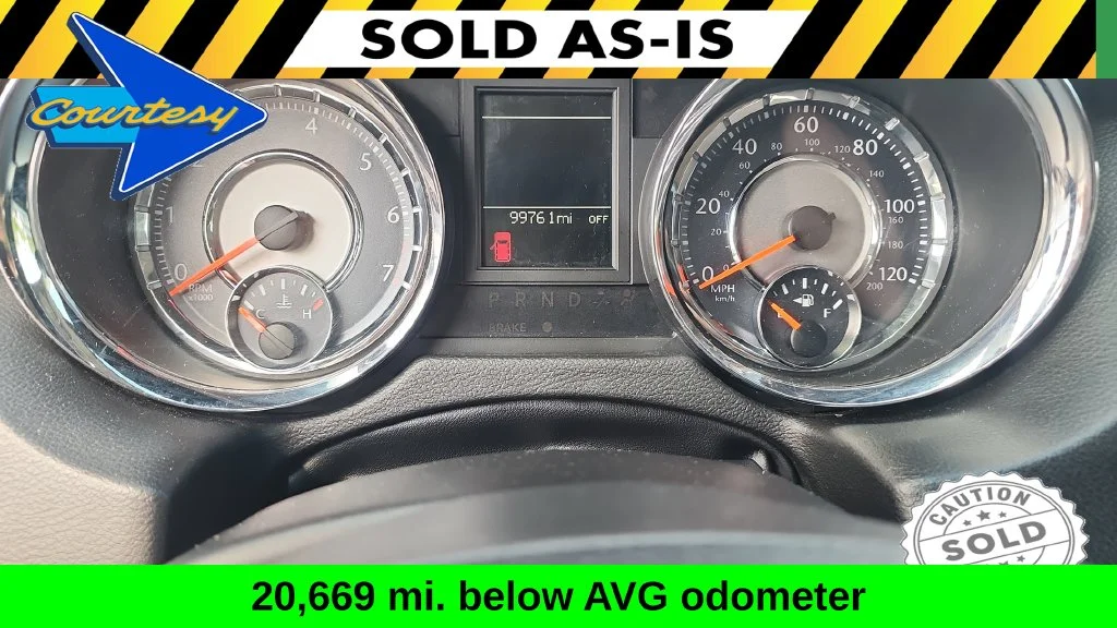 Used 2014 Silver Chrysler Touring image 16