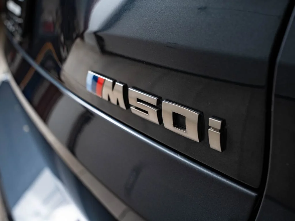 Used 2022 Arctic Gray Metallic BMW M50i image 20