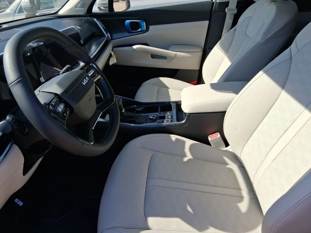 New 2026 Gray Kia S image 8